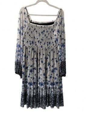 Gabby Skye Floral Boho Dress US Sz 14 | Blue & White Smocked Midi | Cottage core